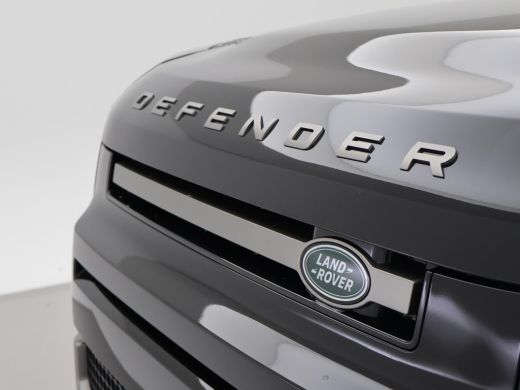 Land Rover Defender 110 3.0 6-CILINDER D250 X-DYNAMIC GRIJS KENTEKEN ActivLease financial lease