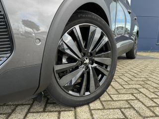 Peugeot 3008 1.2 130PK GT | Blackpack | ACC | Keyless | Carplay | Trekhaak | Camera | PDC V/A