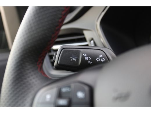 Ford Kuga 1.5 ST-LINE X 150PK ECOBOOST | NAVI | LED | VR-COCKPIT | CRUISE | APPLE CARPLAY | PDC | KEY-LESS ActivLease financial lease