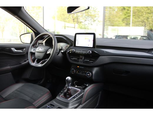 Ford Kuga 1.5 ST-LINE X 150PK ECOBOOST | NAVI | LED | VR-COCKPIT | CRUISE | APPLE CARPLAY | PDC | KEY-LESS ActivLease financial lease