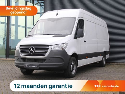 Mercedes Sprinter 317 1.9 CDI L3H2 170PK AUT Trekhaak, achteruitrijcamera, navigatie, cruise control, bijrijdersbank Mercedes Sprinter 317 1.9 CDI L3H2 170PK AUT Trekhaak, achteruitrijcamera, navigatie, cruise control, bijrijdersbank