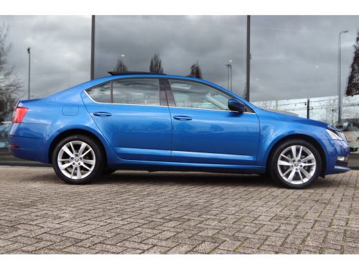 Skoda Octavia 1.0 TSI GT AMBITION | PANO | CARPLAY | STOELVERW. | PDC ActivLease financial lease