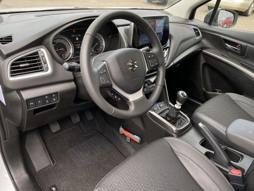 Suzuki S-Cross 1.4 Boosterjet Style Smart Hybrid Carplay | 360cam| Cruisecontrol | Pano Sunroof ActivLease financial lease