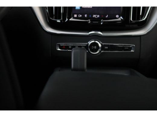Volvo  XC60 T6 Plus Bright | Adaptive Cruise | Panoramadak | Getint Glas | Elektrische Stoel | BLIS | 20 Inch ActivLease financial lease