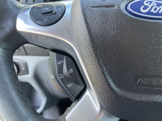 Ford Transit 2.0 TDCI EURO 6 / L2H2 / 1e EIG. / IMPERIAAL / TREKHAAK / AIRCO / CRUISE / 3-ZITS / PDC ActivLease financial lease