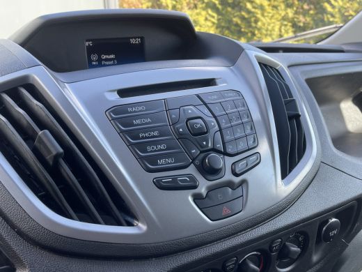 Ford Transit 2.0 TDCI EURO 6 / L2H2 / 1e EIG. / IMPERIAAL / TREKHAAK / AIRCO / CRUISE / 3-ZITS / PDC ActivLease financial lease