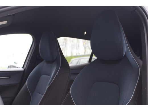 Volvo  EX30 Single Motor Extended Range Ultra | Harman Kardon | Adaptive Cruise & Pilot Assist | Panoramadak ... ActivLease financial lease