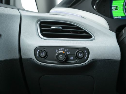 Opel Ampera-E Business Executive 60 kWh (INCL-BTW) *FULL-LEATHER | BOSE-AUDIO | FULL-LED | CCS-FASTLOADER | DAB... ActivLease financial lease