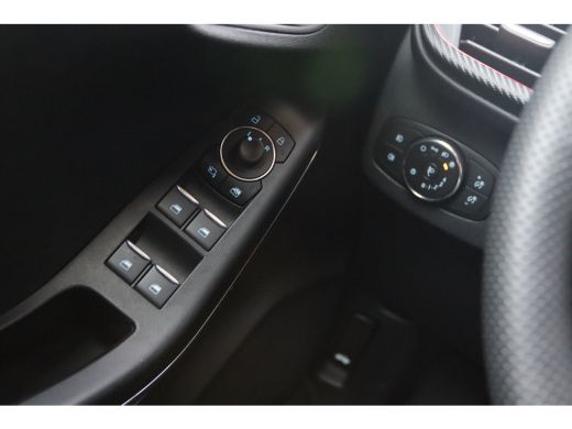 Ford Puma 1.0 ECOBOOST AUTOMAAT HYBRID ST-LINE X | ADAPTIVE CRUISE | B&O | LANE ASSIST | NAVI | APPLE CARPL... ActivLease financial lease