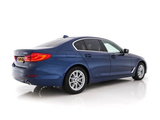 BMW 5 Serie 530e iPerformance eDrive Edition (INCL.BTW) *PANO | DAKOTA-FULL-LEATHER  | DIGI-COCKPIT | FULL-LE... ActivLease financial lease