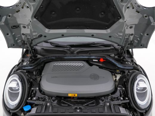 Mini Mini Electric Essential 33 kWh [3-Fase] (INCL-BTW) *FULL-LED | DIGI-COCKPIT | 1/2-LEATHER | CAMERA | KEYLESS | ... ActivLease financial lease