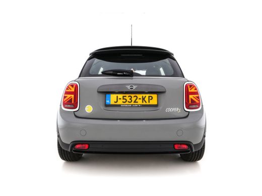 Mini Mini Electric Essential 33 kWh [3-Fase] (INCL-BTW) *FULL-LED | DIGI-COCKPIT | 1/2-LEATHER | CAMERA | KEYLESS | ... ActivLease financial lease