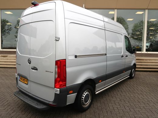 Mercedes Sprinter 314 2.2 CDI AUT. L2H2 + MBUX NAVIGATIE / CAMERA / APPLE CARPLAY / CRUISE CONTROL ActivLease financial lease