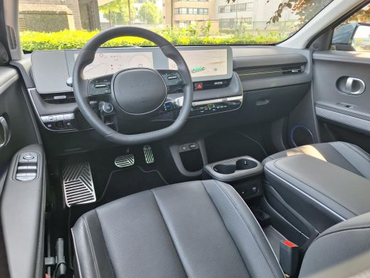 Hyundai IONIQ 5 Lounge Vision 77 kWh | Demo voordeel! | Fulltime options! |  Sky Panorama Dak | I-Padel | Leder |... ActivLease financial lease