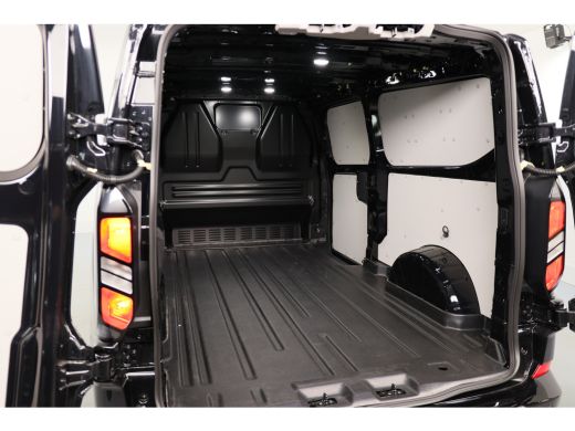 Ford Transit Custom 320 2.0 TDCI L2H1 Limited | Automaat! | Direct Leverbaar! | LED | Navi | Cruise Adaptive | Stoelv... ActivLease financial lease