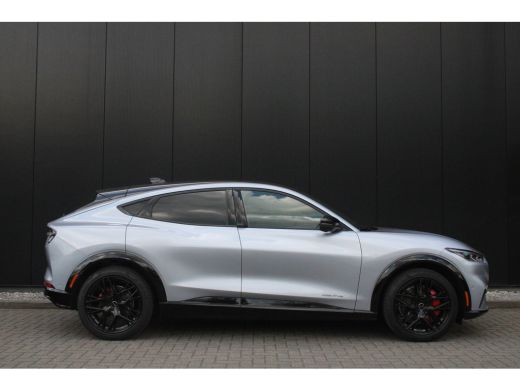 Ford Mustang Mach-E 75kWh AWD | TECHNOLOGY PACK PLUS | PANORAMADAK | 20 INCH VELGEN ActivLease financial lease