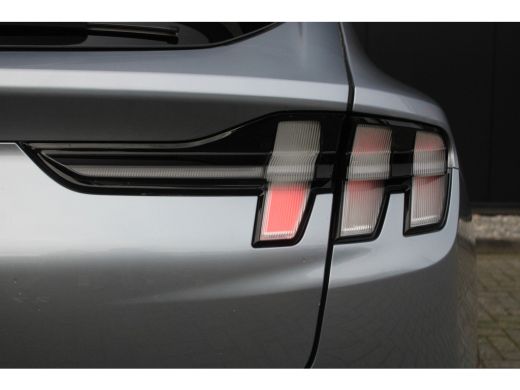 Ford Mustang Mach-E 75kWh AWD | TECHNOLOGY PACK PLUS | PANORAMADAK | 20 INCH VELGEN ActivLease financial lease
