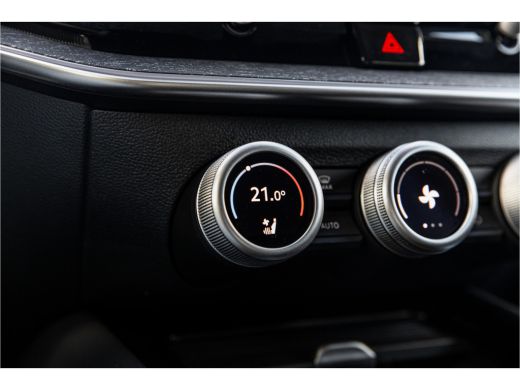 Skoda Superb Combi 1.5 TSI MHEV 150 7DSG First Edition | Achteruitrijcamera | Climatronic, elektronische airco... ActivLease financial lease