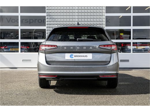 Skoda Superb Combi 1.5 TSI MHEV 150 7DSG First Edition | Achteruitrijcamera | Climatronic, elektronische airco... ActivLease financial lease
