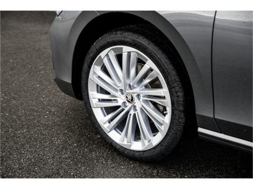 Skoda Superb Combi 1.5 TSI MHEV 150 7DSG First Edition | Achteruitrijcamera | Climatronic, elektronische airco... ActivLease financial lease