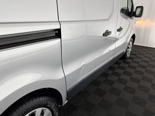 Renault Trafic 1.6 dCi T29 L1H1 Comfort-Pack 1.260 Kg-Cargo-Capacity *NAVI-FULLMAP | AIRCO | CRUISE | 3-PERS | PDC* ActivLease financial lease