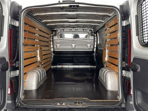 Renault Trafic 1.6 dCi T29 L1H1 Comfort-Pack 1.260 Kg-Cargo-Capacity *NAVI-FULLMAP | AIRCO | CRUISE | 3-PERS | PDC* ActivLease financial lease