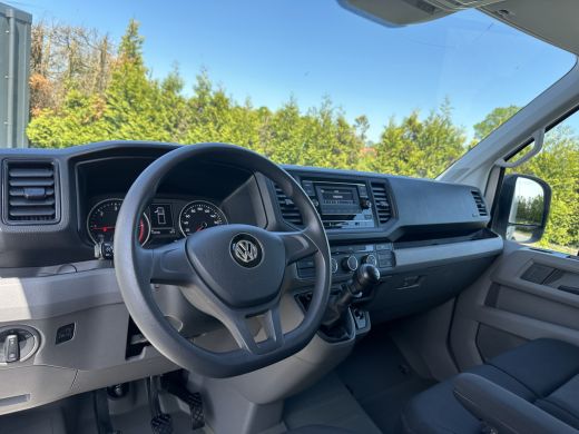 Volkswagen Crafter 35 2.0 TDI 123 PK E6 / RWD / HYDR. LAADKLEP / BAKWAGEN / AIRCO / CRUISE / MEUBELBAK ActivLease financial lease