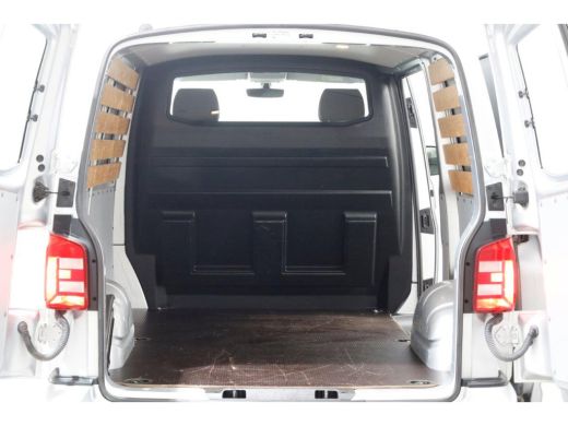 Volkswagen Transporter T6 2.0 TDI L1H1 70 Edition LED/Acc/Navi 01-2018 ActivLease financial lease