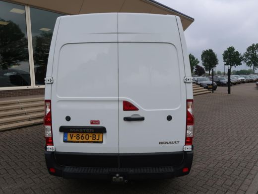 Renault Master T35 2.3 DCI 165 PK L3H2 + 2500 KG TREKHAAK / NAVIGATIE / DAB+ ActivLease financial lease