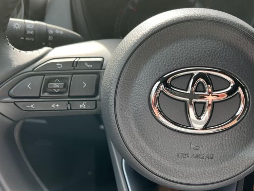 Toyota Aygo X 1.0 VVT-i MT Envy | Persian salt metallic met zwart dak | Demonstratie auto | ActivLease financial lease