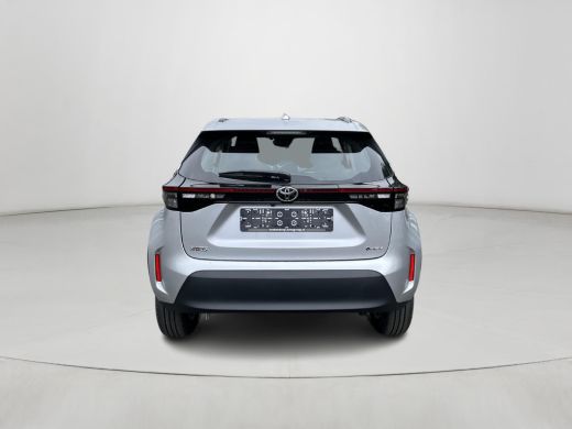 Toyota Yaris Cross 1.5 Hybrid 115 Active | Shimmering silver metallic | Demonstratie auto | ActivLease financial lease