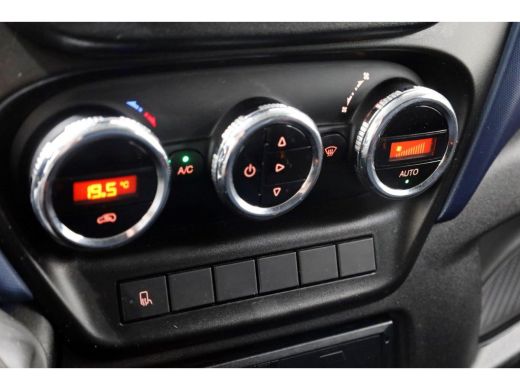 Iveco Daily 35S16 155pk L2H2 HiMatic Automaat Airco/Trekhaak 3500kg 03-2019 ActivLease financial lease