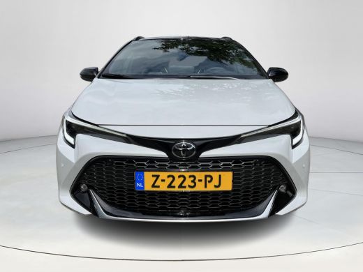 Toyota Corolla Touring Sports Hybrid 140 GR Sport | All-in prijs! | Panoramadak | Apple Carplay/Android Auto | Parkeersensoren ... ActivLease financial lease