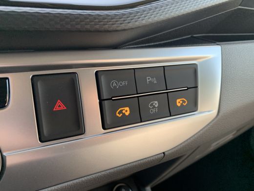 Volkswagen Transporter 2.0 TDI 150PK DSG Caravelle DC | Led | digital cockpit | Leer | Schuifdeuren elektrisch ActivLease financial lease