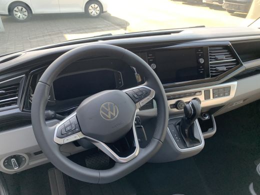Volkswagen Transporter 2.0 TDI 150PK DSG Caravelle DC | Led | digital cockpit | Leer | Schuifdeuren elektrisch ActivLease financial lease