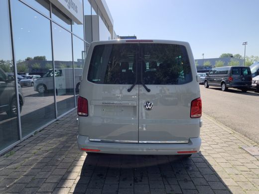 Volkswagen Transporter 2.0 TDI 150kW / 204PK DSG Caravelle DC | FULL OPTION | Led | digital cockpit | Leer | ActivLease financial lease