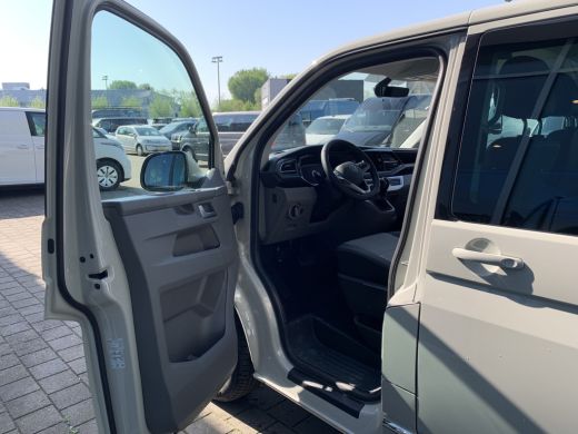 Volkswagen Transporter 2.0 TDI 150kW / 204PK DSG Caravelle DC | FULL OPTION | Led | digital cockpit | Leer | ActivLease financial lease