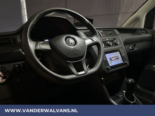 Volkswagen Caddy 2.0 TDI L1H1 Euro6 Airco | Navigatie | Camera | Cruisecontrol | Trekhaak | Apple Carplay Parkeers... ActivLease financial lease