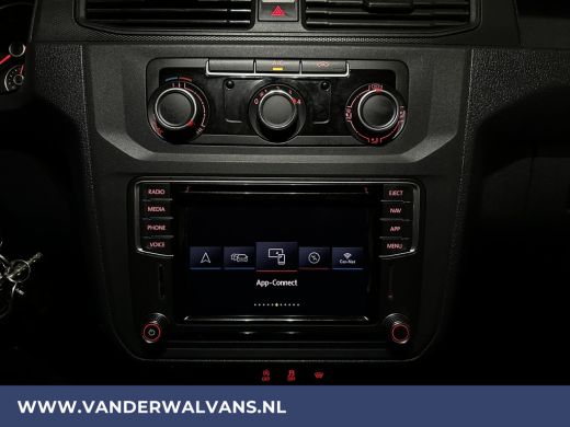 Volkswagen Caddy 2.0 TDI L1H1 Euro6 Airco | Navigatie | Camera | Cruisecontrol | Trekhaak | Apple Carplay Parkeers... ActivLease financial lease