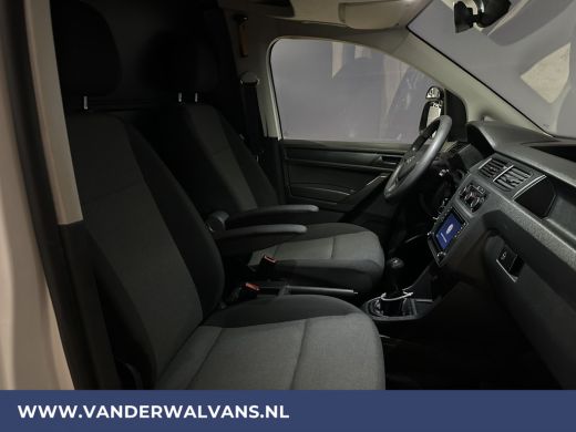 Volkswagen Caddy 2.0 TDI L1H1 Euro6 Airco | Navigatie | Camera | Cruisecontrol | Trekhaak | Apple Carplay Parkeers... ActivLease financial lease