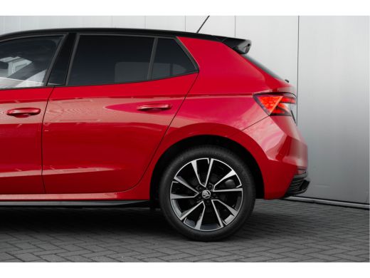 Skoda Fabia ŠKODA Monte Carlo | Achteruitrijcamera | Cruise control met speedlimiter | Driver Activity Assist... ActivLease financial lease