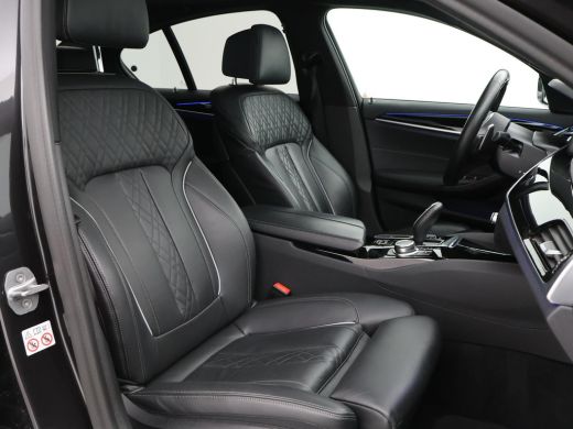 BMW 5 Serie 540i M-SPORT 3.0I 333 PK SEDAN + NAPPA LEDER / LASER LED / HEAD-UP / SCHUIFDAK ActivLease financial lease