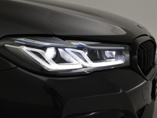 BMW 5 Serie 540i M-SPORT 3.0I 333 PK SEDAN + NAPPA LEDER / LASER LED / HEAD-UP / SCHUIFDAK ActivLease financial lease