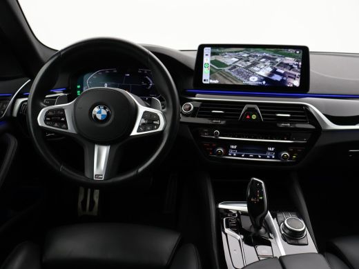 BMW 5 Serie 540i M-SPORT 3.0I 333 PK SEDAN + NAPPA LEDER / LASER LED / HEAD-UP / SCHUIFDAK ActivLease financial lease