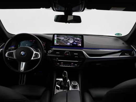 BMW 5 Serie 540i M-SPORT 3.0I 333 PK SEDAN + NAPPA LEDER / LASER LED / HEAD-UP / SCHUIFDAK ActivLease financial lease