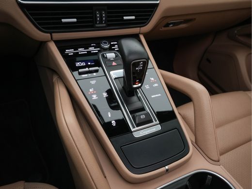 Porsche Cayenne 3.0 E-Hybrid Sport-Chrono-Pack (INCL-BTW) *PANO | NAPPA-LEATHER | FULL-LED | BOSE-SURROUND | MEMO... ActivLease financial lease
