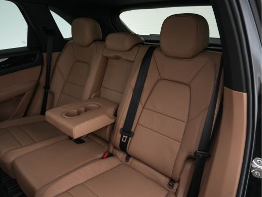 Porsche Cayenne 3.0 E-Hybrid Sport-Chrono-Pack (INCL-BTW) *PANO | NAPPA-LEATHER | FULL-LED | BOSE-SURROUND | MEMO... ActivLease financial lease