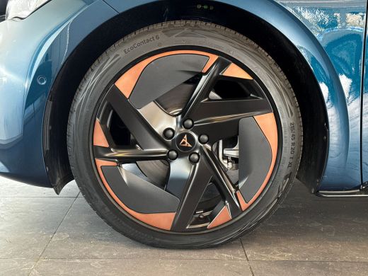 Seat Born 58 kWh e-Boost 230pk / 20 inch velgen / Warmtepomp / Panoramic sunroof / head-up display ActivLease financial lease