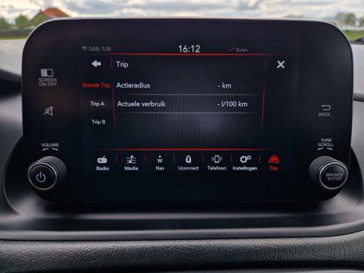 Fiat Tipo 1.0 Life - 100 Pk - Euro 6 - Navi - ParkeerCamera - AppleCarplay AndroidAuto ActivLease financial lease