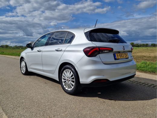Fiat Tipo 1.0 Life - 100 Pk - Euro 6 - Navi - ParkeerCamera - AppleCarplay AndroidAuto ActivLease financial lease
